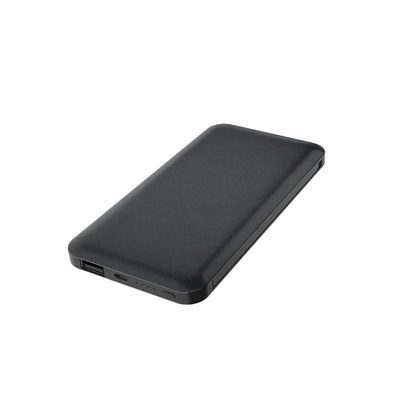 Dahili Kablo 10000mAh 210g Ultra İnce Güç Bankası